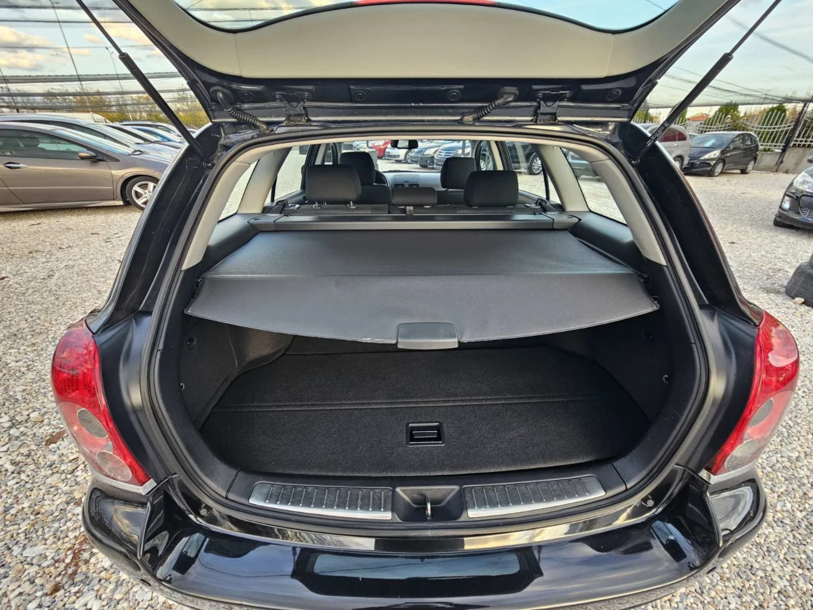 Toyota Avensis 2.0D-4D/FACELIFT// | Mobile.bg   16