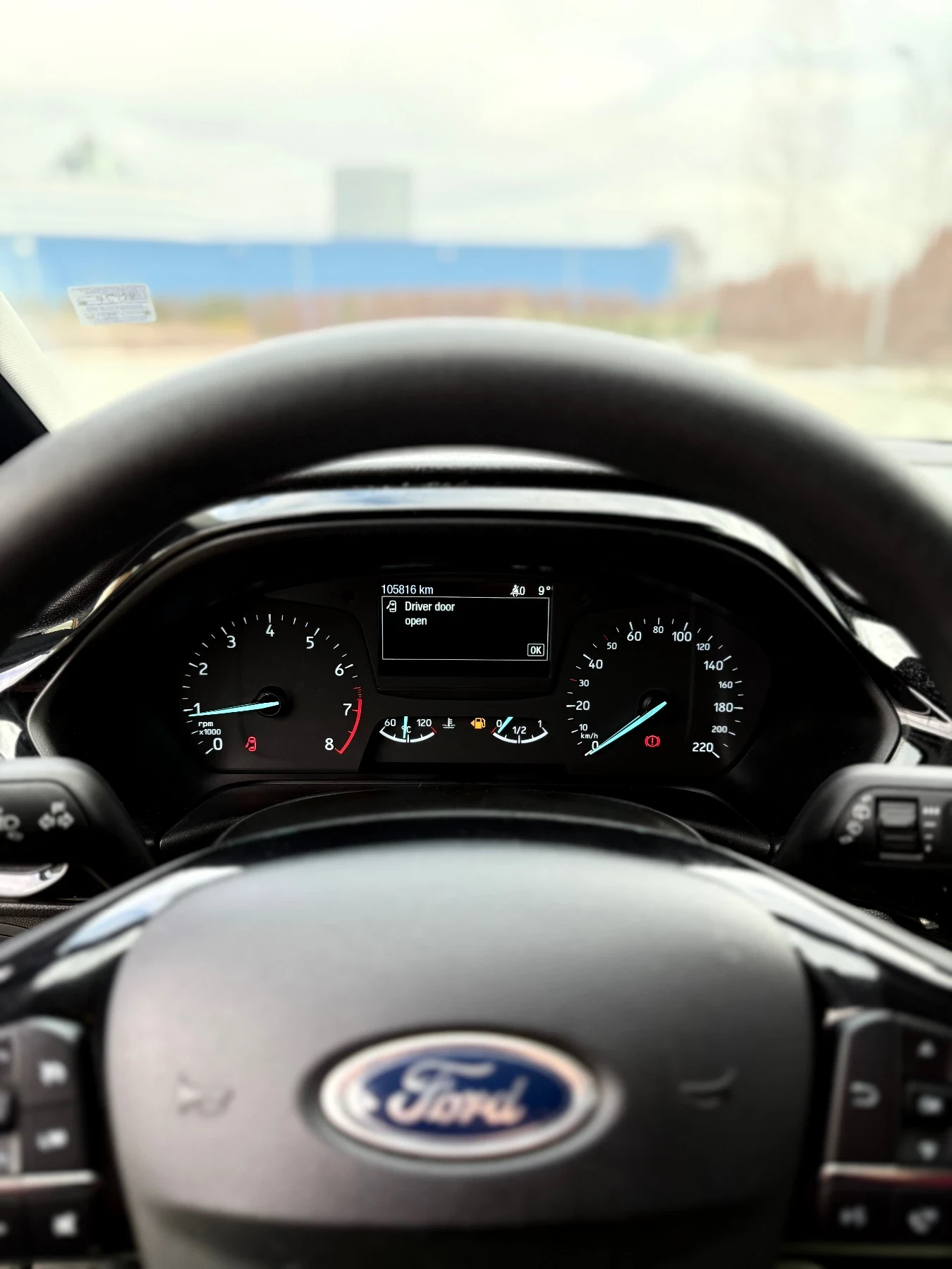 Ford Fiesta 1.1/86кс/105хил км/Ръчка/Нави/Парктроник/Тъч - изображение 10