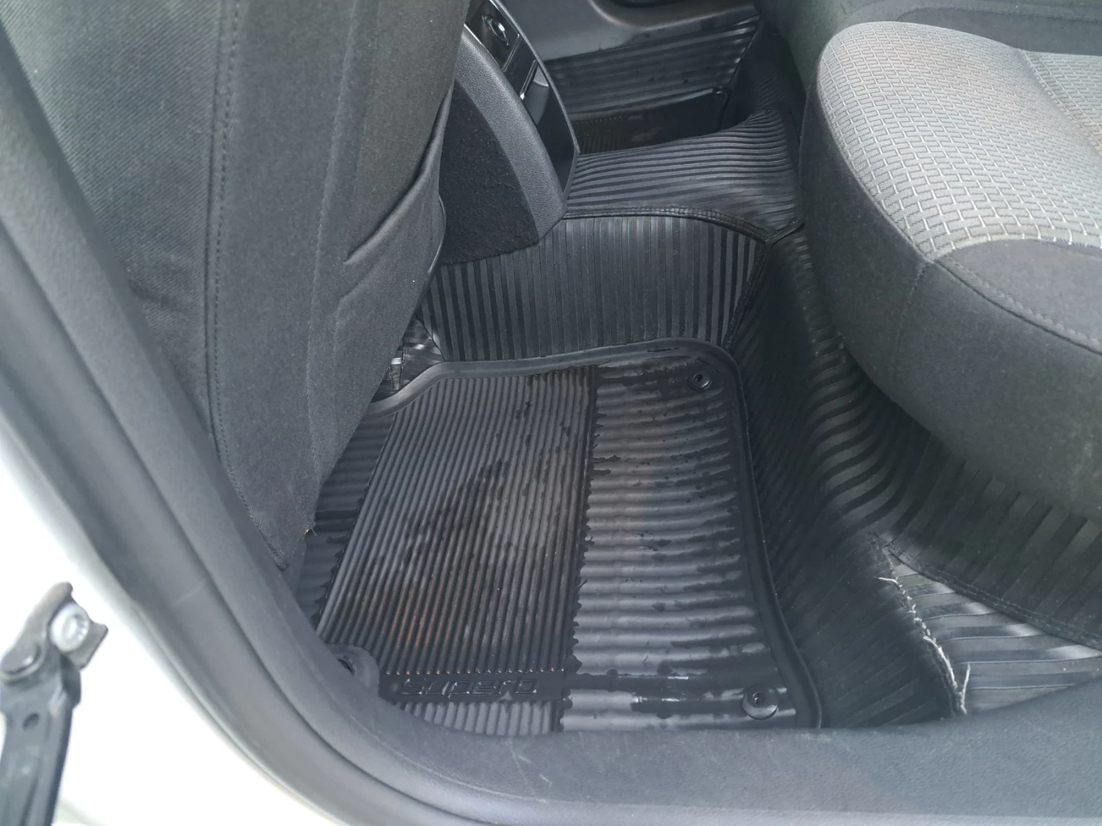 Skoda Superb 2.0 DIESEL | Mobile.bg � ����������� 9