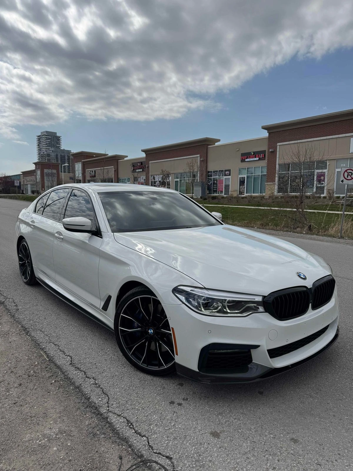 BMW 540 i xDrive С РЕГИСТРАЦИЯ & АВТО КРЕДИТ , снимка 3 - Автомобили и джипове - 54039543