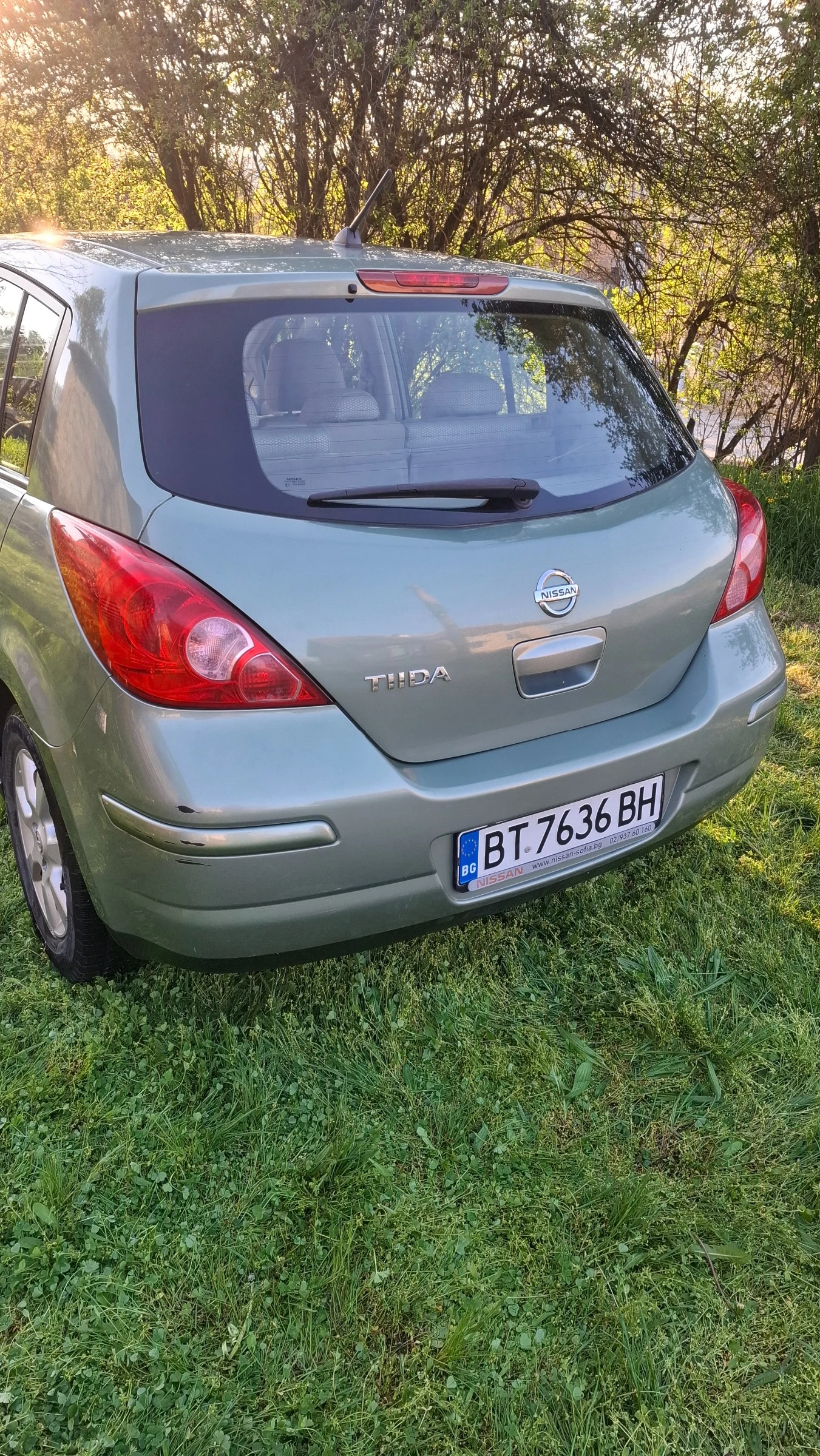Nissan Tiida 1, 5 dCi, снимка 8 - Автомобили и джипове - 54269213