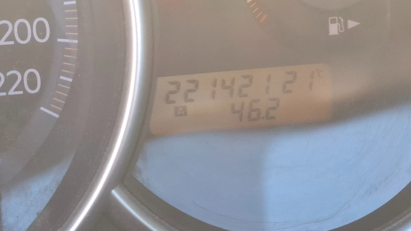 Nissan Tiida 1, 5 dCi, снимка 6 - Автомобили и джипове - 54269213