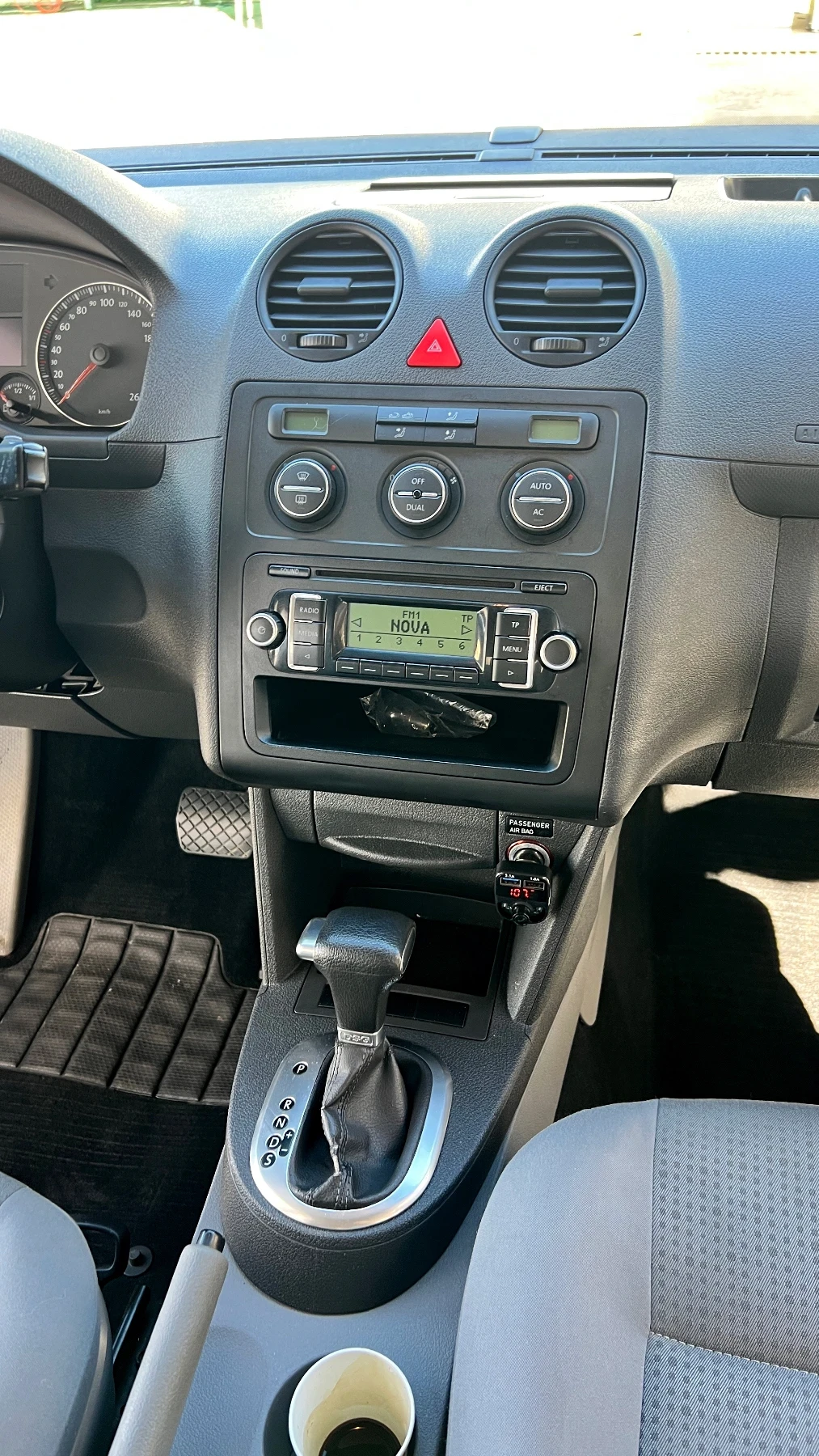 VW Caddy Volkswagen Caddy Life 1.9 TDI DSG automatic 