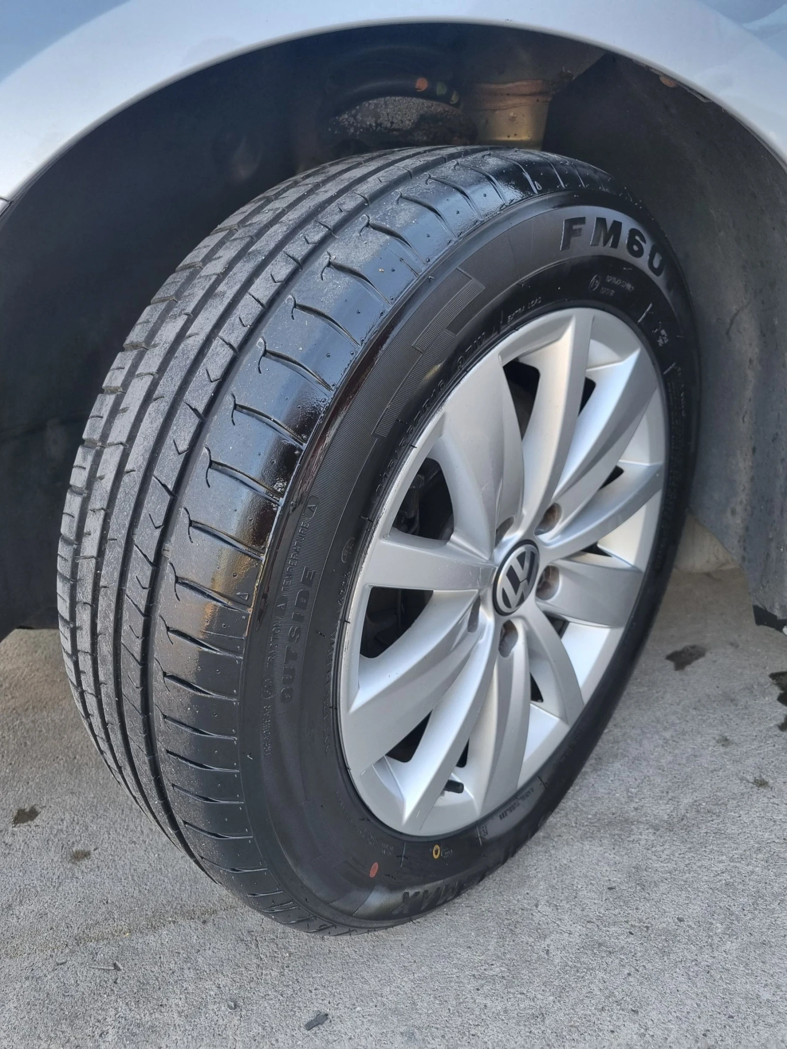 VW Passat 2.0tdi 140коня DSG Автоматик, снимка 17 - Автомобили и джипове - 55072662