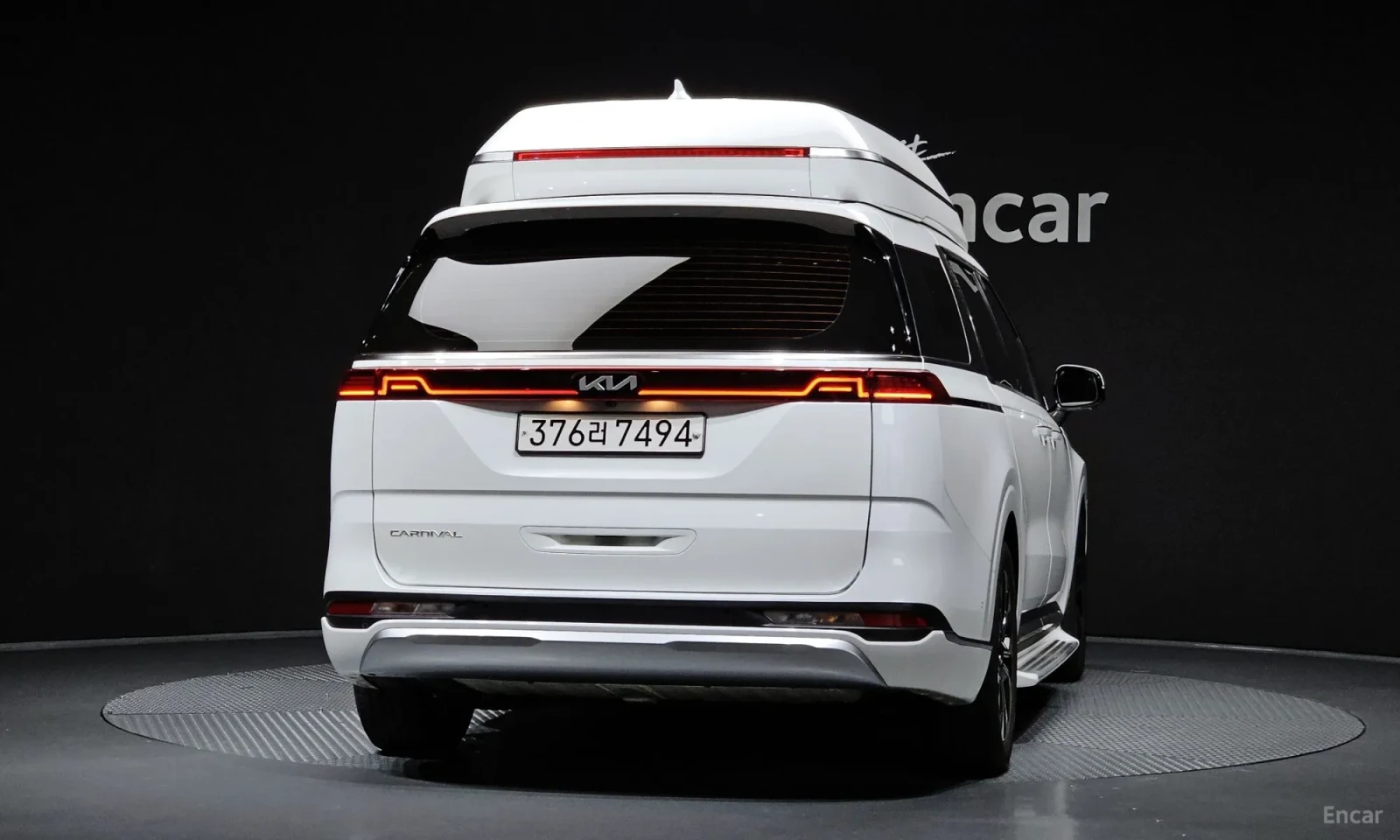 Kia Carnival LOUNGE* HIGH* UNIKAT* LOUNGE* LIMOUSINE* 9SEATER* , снимка 4 - Автомобили и джипове - 55171453