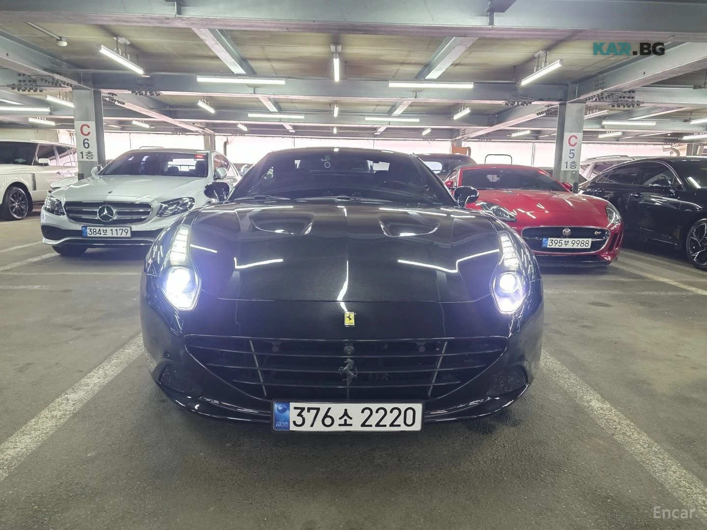 Ferrari California FACE* 3.9 V8* КОЖА* НАВИГАЦИЯ* APPLE CARPLAY* , снимка 2 - Автомобили и джипове - 55280886