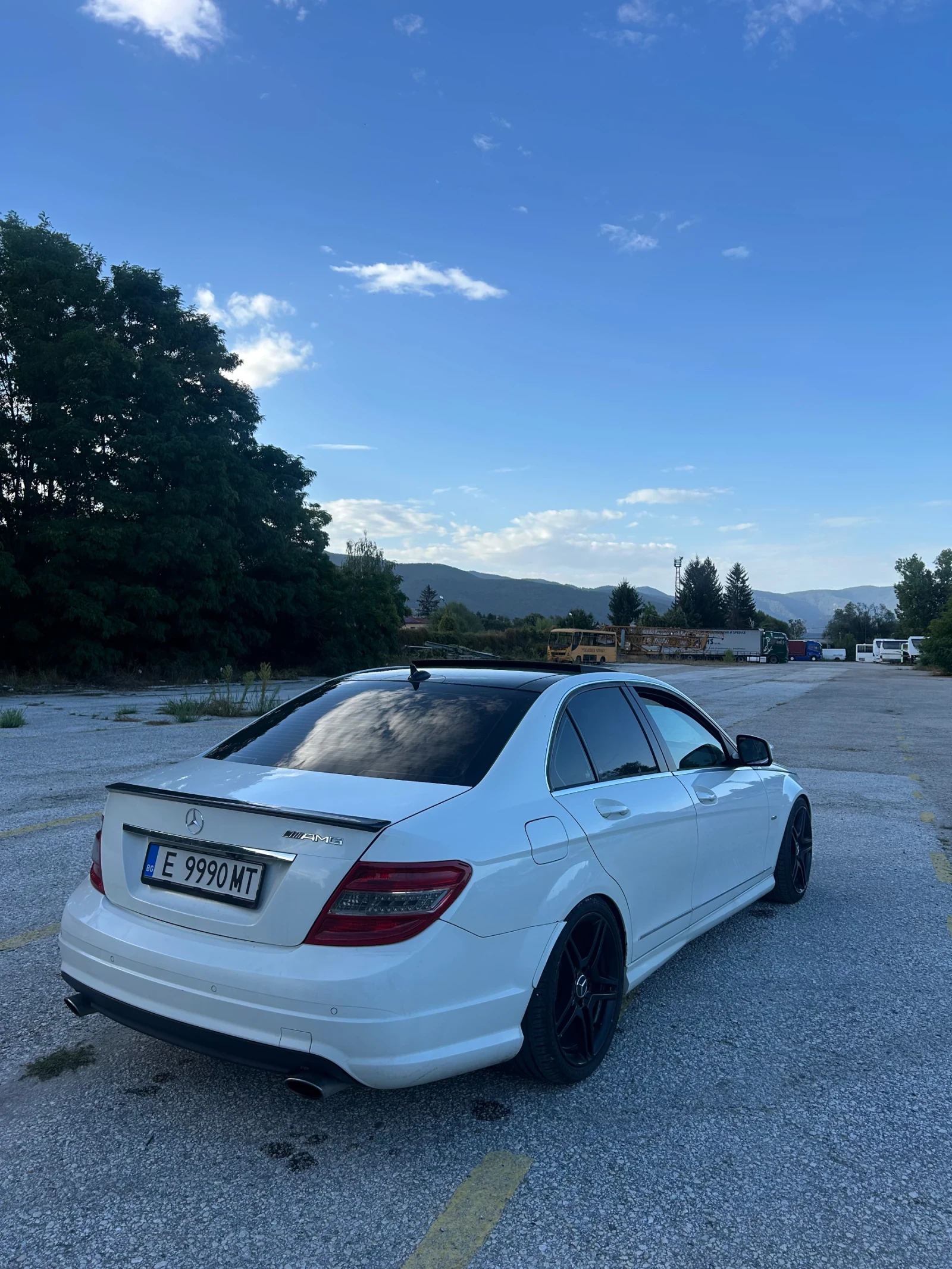 Mercedes-Benz C 320 AMG пакет, снимка 5 - Автомобили и джипове - 55878759