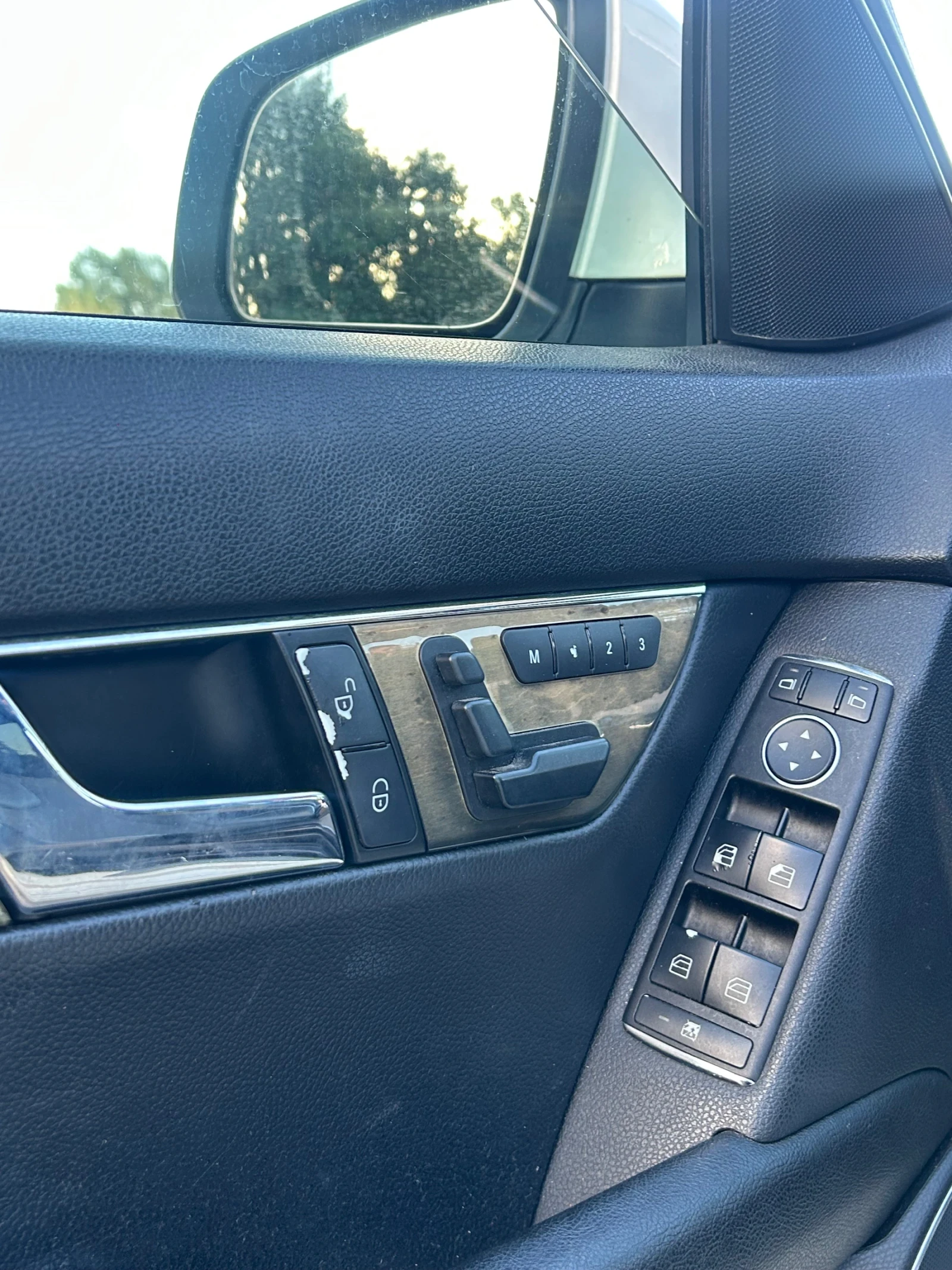 Mercedes-Benz C 320 AMG пакет, снимка 14 - Автомобили и джипове - 55878759