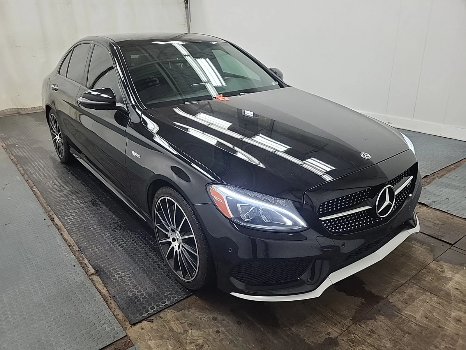 Mercedes-Benz C 43 AMG  AMBIENT / 360 / MEMORY / PANO , снимка 3 - Автомобили и джипове - 55923515