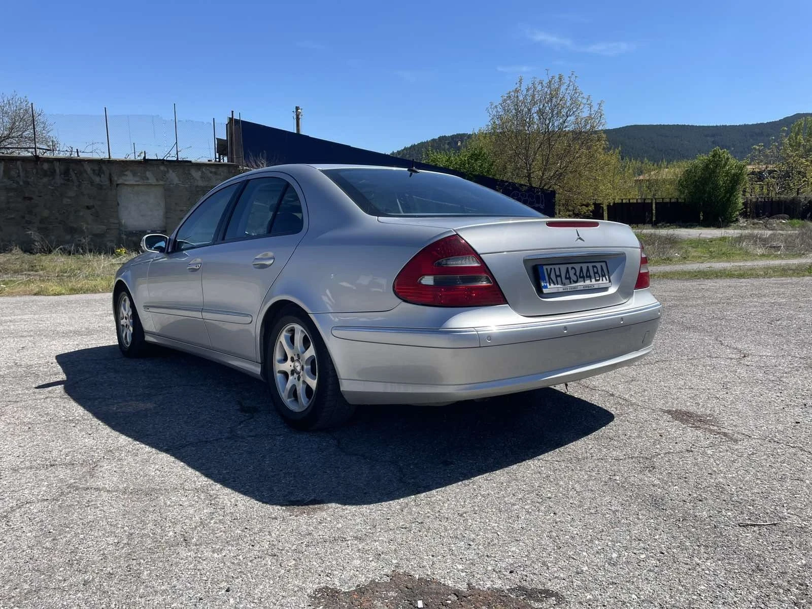 Mercedes-Benz E 400, снимка 3 - Автомобили и джипове - 55959480
