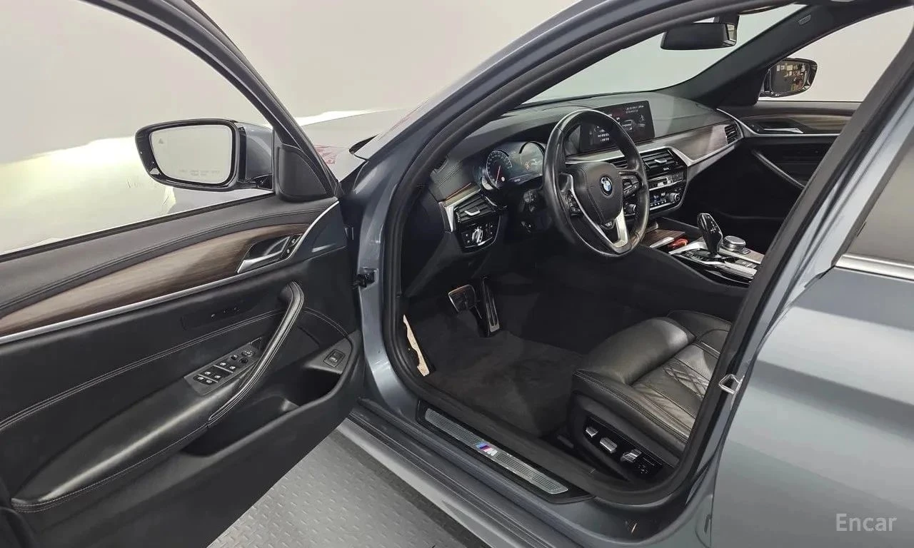 BMW 530, снимка 10 - Автомобили и джипове - 56714863