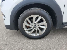 Hyundai Tucson Awd 4dr 2.0l Se/CARFAX/Подгрев/Кожа/Панорама - 11550 € / 22589.84 лв. - 39499301 17