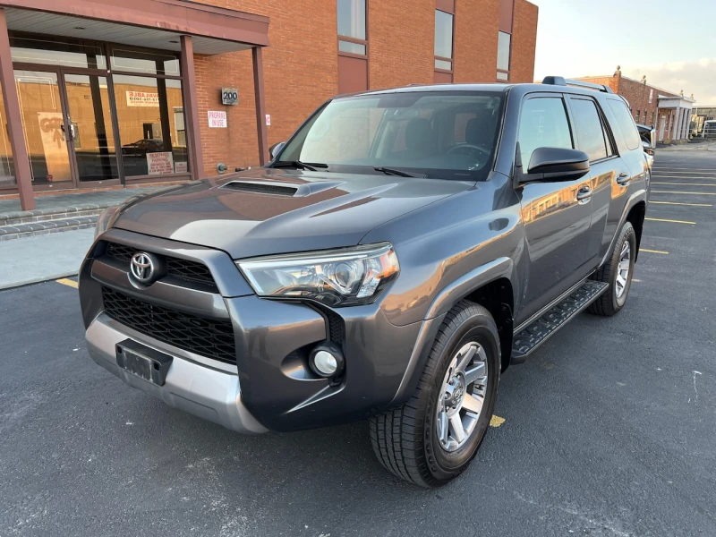 Toyota 4runner TRAIL* ПЪРВИ СОБСТВЕНИК* , снимка 1 - Автомобили и джипове - 47679672