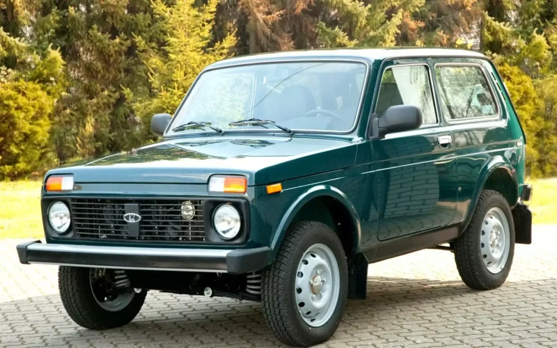 Lada Niva, снимка 1 - Автомобили и джипове - 48149651