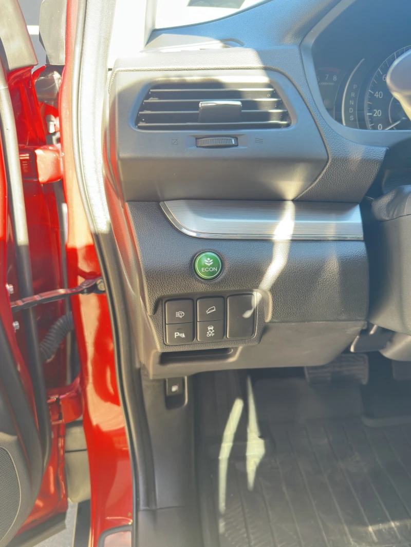 Honda Cr-v AWD Бензин 360 Камери, снимка 13 - Автомобили и джипове - 52418669