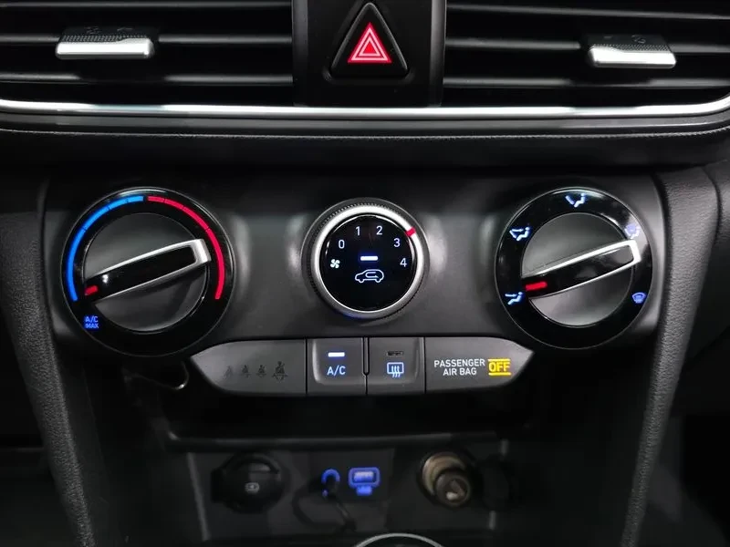 Hyundai Kona 1.6 Turbo 2Wd Smart, снимка 16 - Автомобили и джипове - 56207630