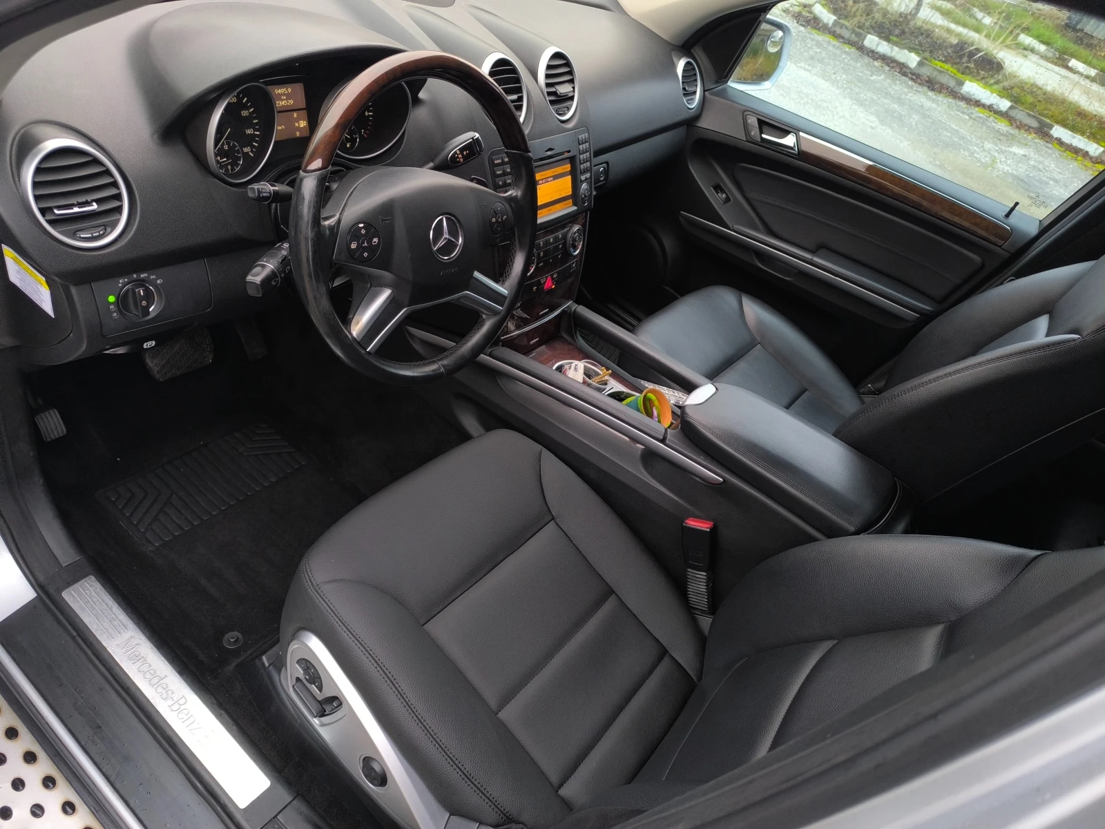 Mercedes-Benz ML 350 3 бр. ЛИЗИНГ. НА ПРУЖИНИ. СТАВА НА ГАЗ - изображение 6