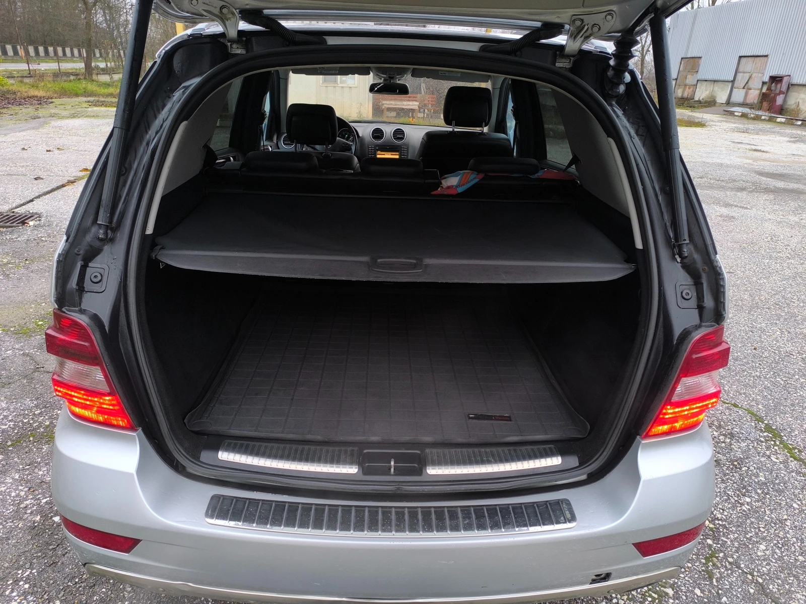 Mercedes-Benz ML 350 3 бр. ЛИЗИНГ. НА ПРУЖИНИ. СТАВА НА ГАЗ - изображение 10