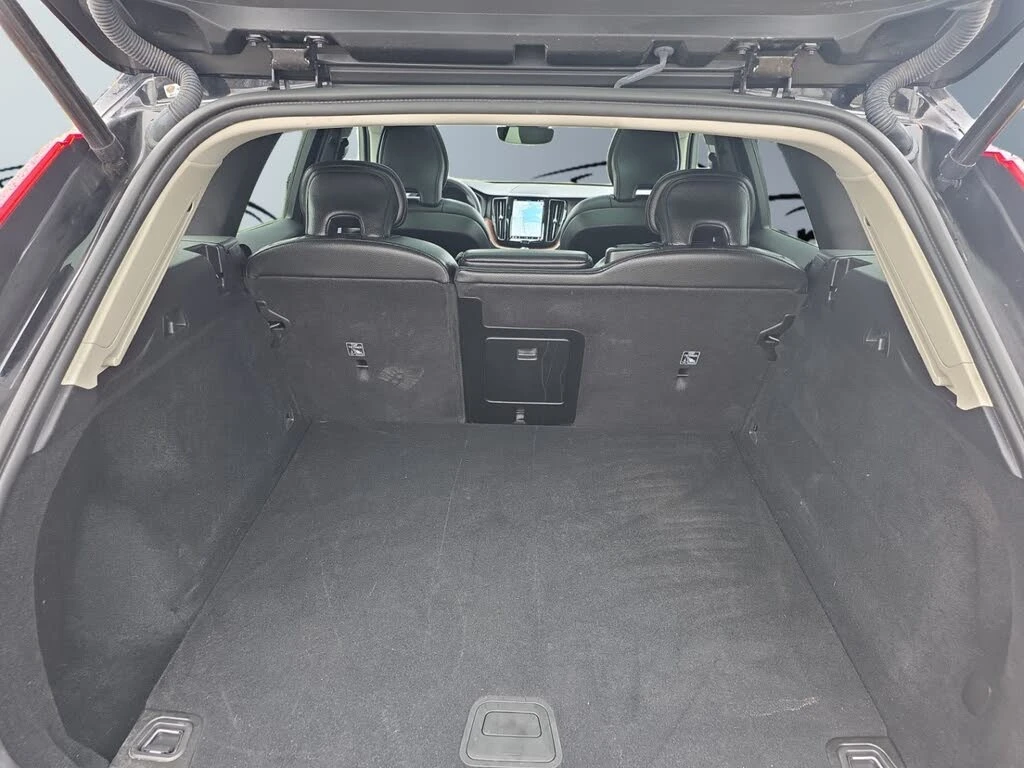 Volvo XC60 XC60 B5 Momentum AWD / 2022 / 247 �.�. / 65 000 �� | Mobile.bg � ����������� 17