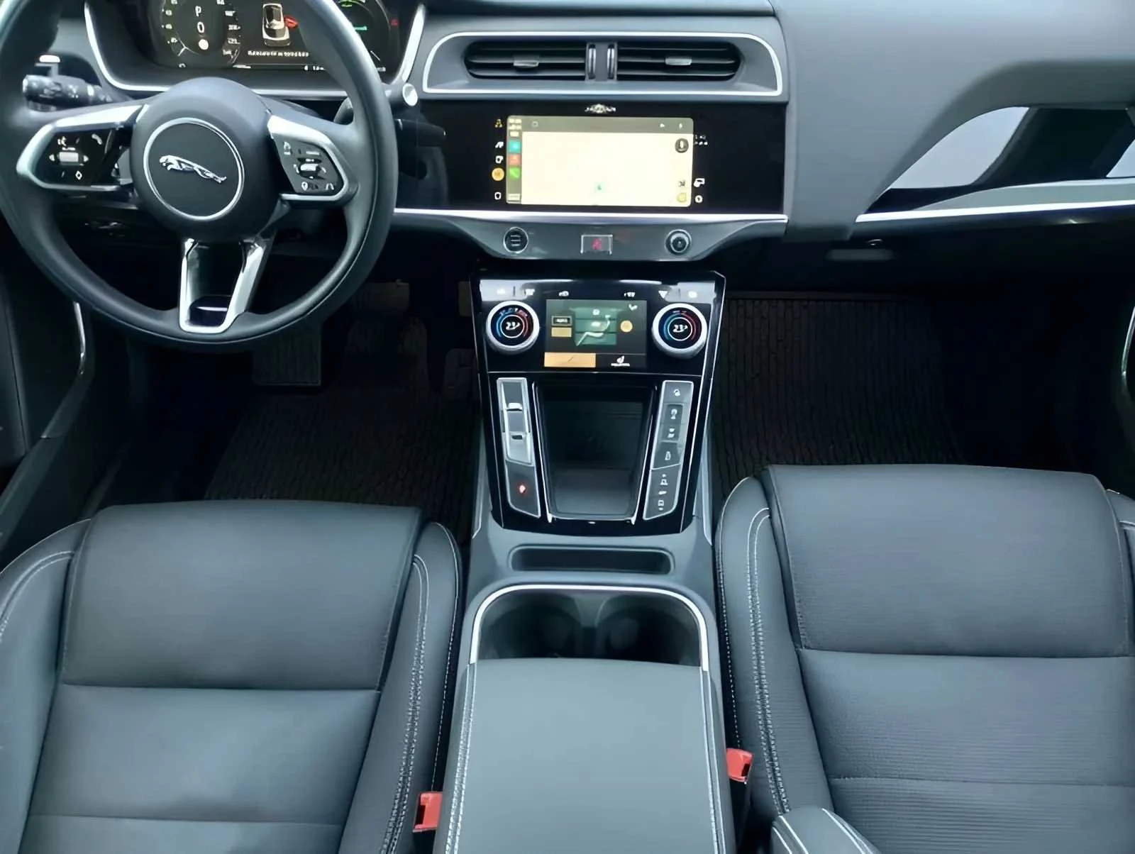 Jaguar I-Pace 90 kWh - изображение 6