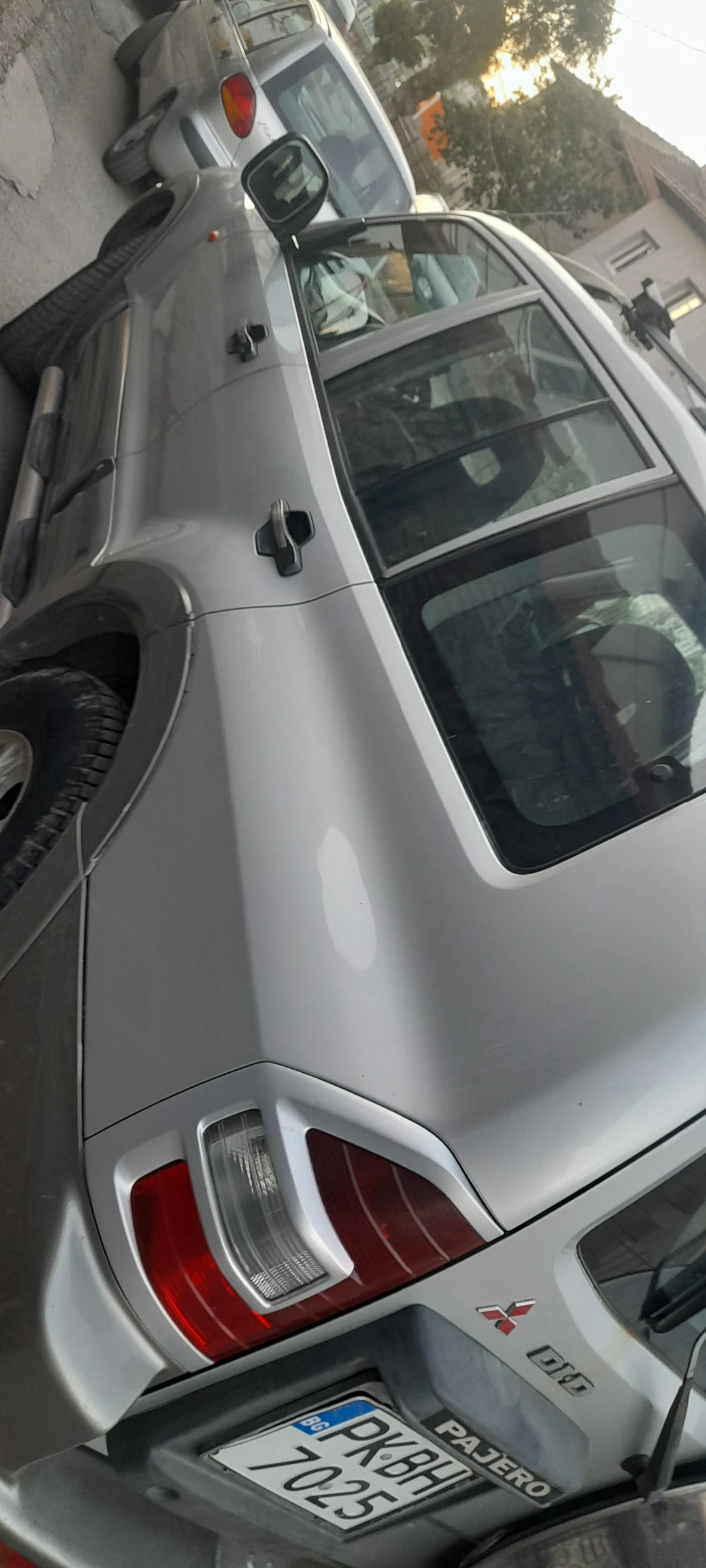 Mitsubishi Pajero, снимка 4 - Автомобили и джипове - 53949361