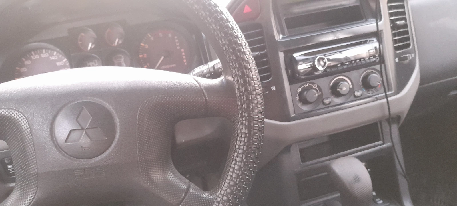 Mitsubishi Pajero, снимка 2 - Автомобили и джипове - 53949361