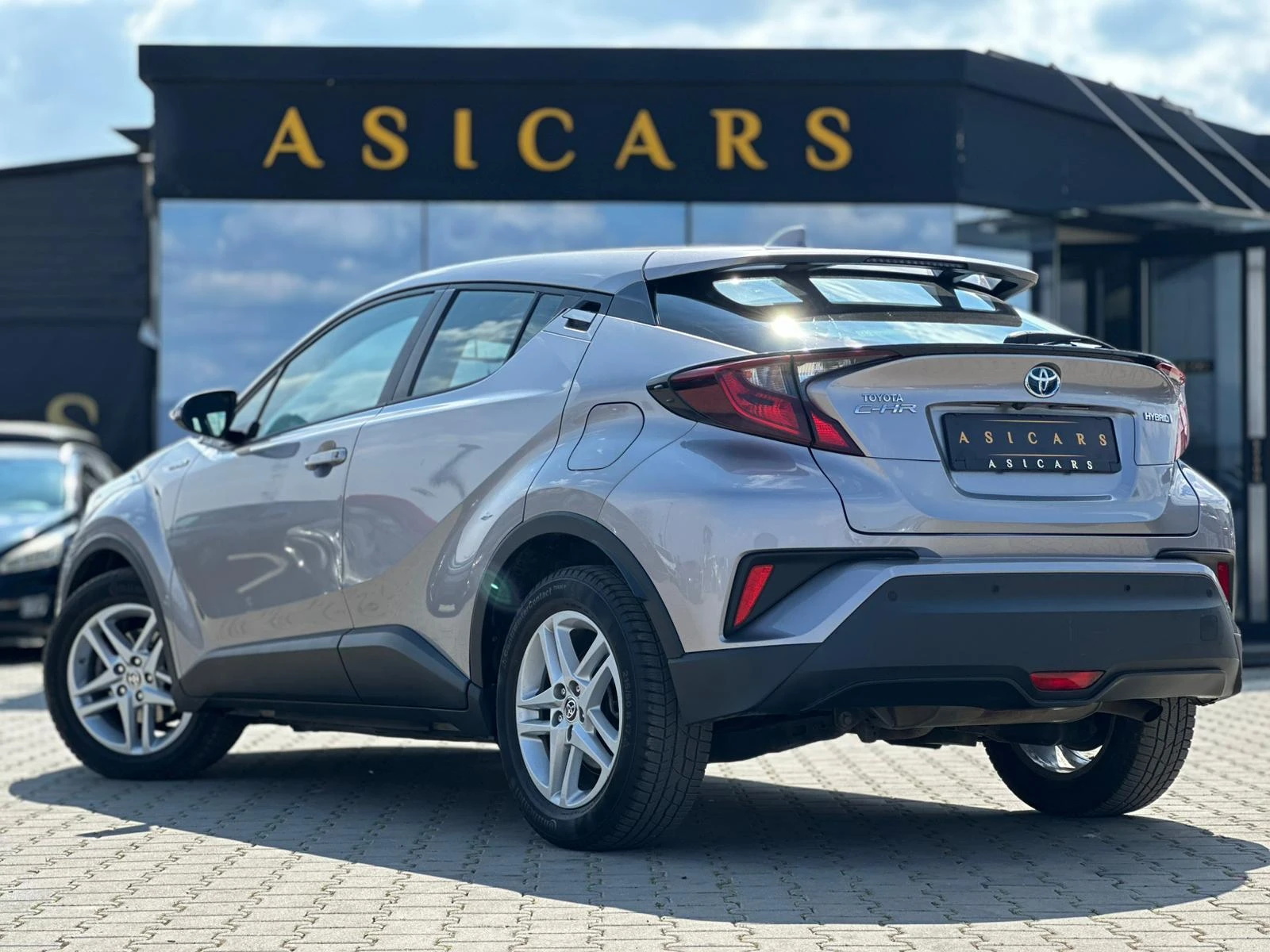 Toyota C-HR / 1.8 HYBRID / FACELIFT / ГАРАНЦИЯ / TOP /, снимка 3 - Автомобили и джипове - 53996684