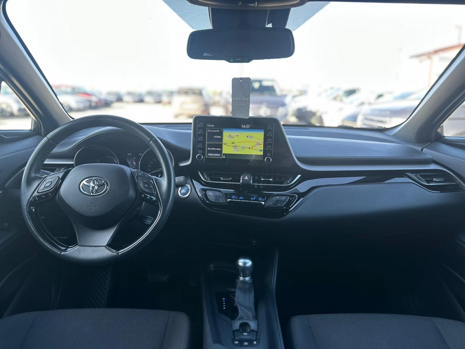 Toyota C-HR / 1.8 HYBRID / FACELIFT / ГАРАНЦИЯ / TOP /, снимка 13 - Автомобили и джипове - 53996684