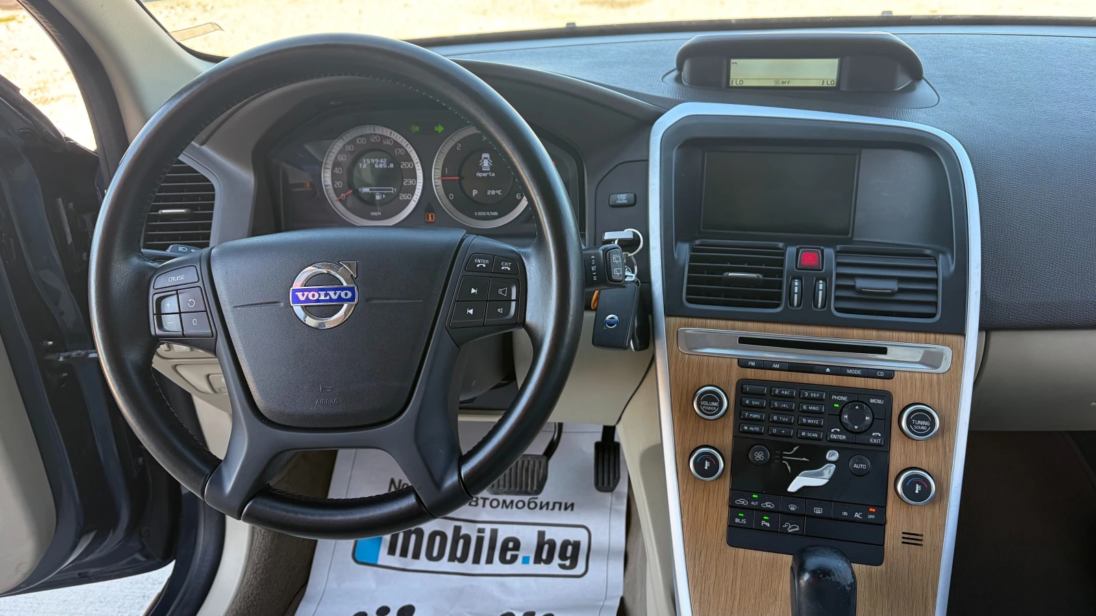 Volvo XC60 D5 AWD, снимка 14 - Автомобили и джипове - 54590046
