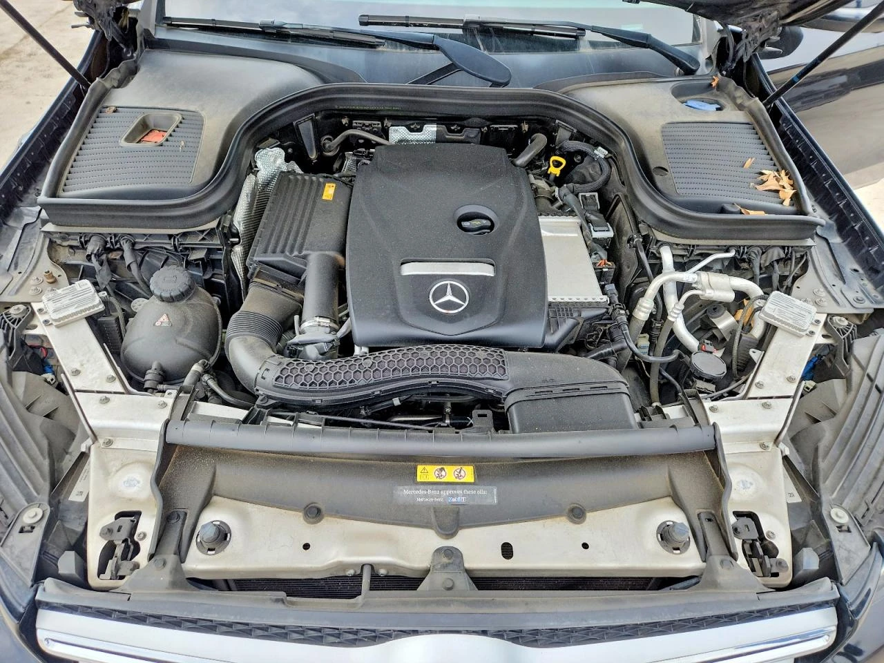 Mercedes-Benz GLC 300 2.0l, снимка 12 - Автомобили и джипове - 55465528
