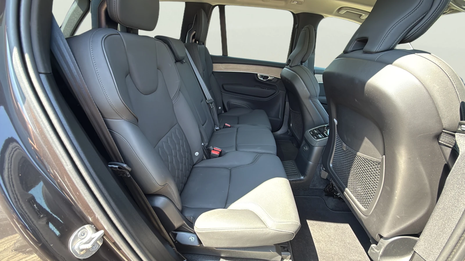 Volvo Xc90 2.0 Phev T8, снимка 13 - Автомобили и джипове - 55806654