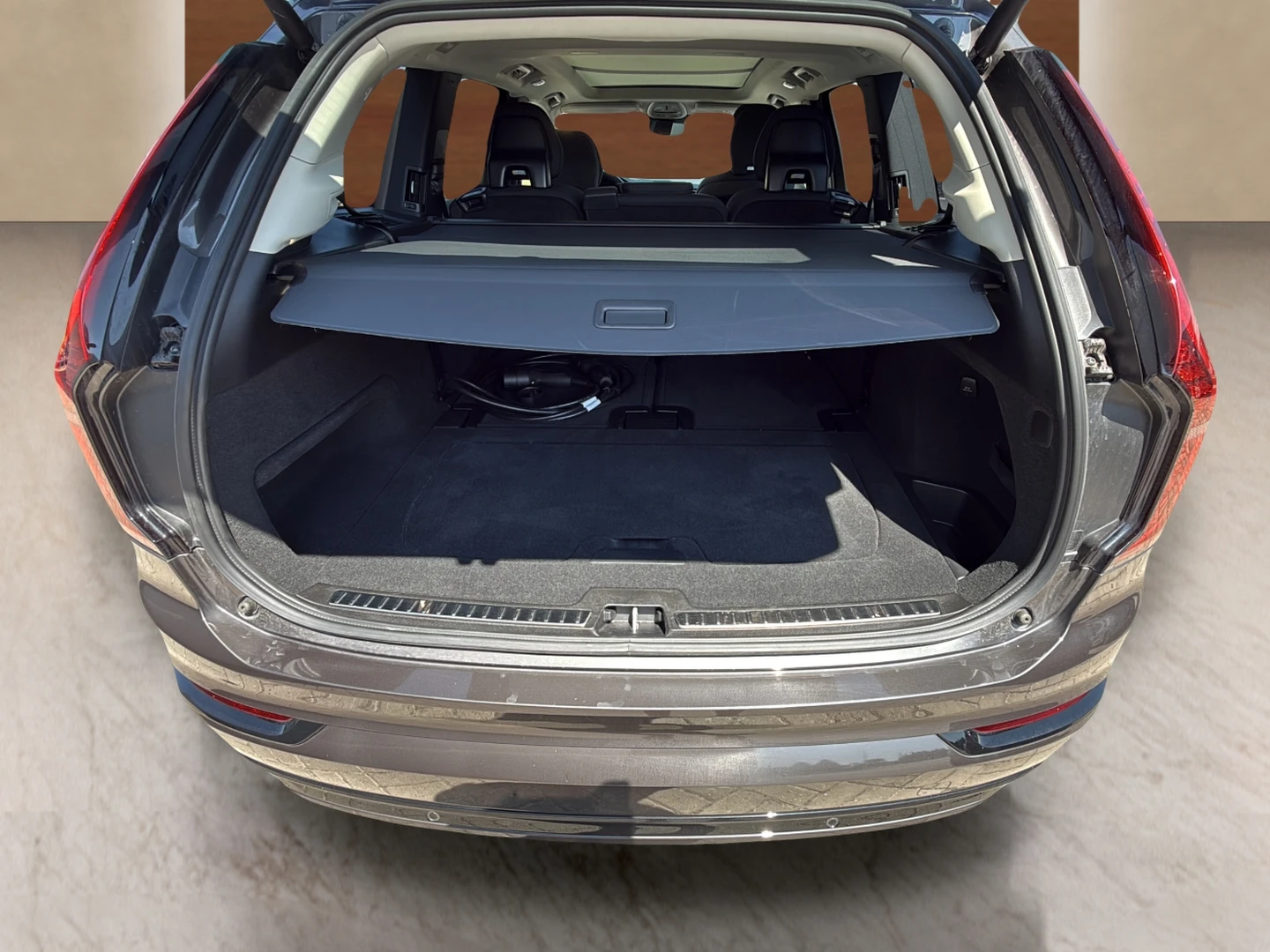 Volvo Xc90 2.0 Phev T8, снимка 9 - Автомобили и джипове - 55806654