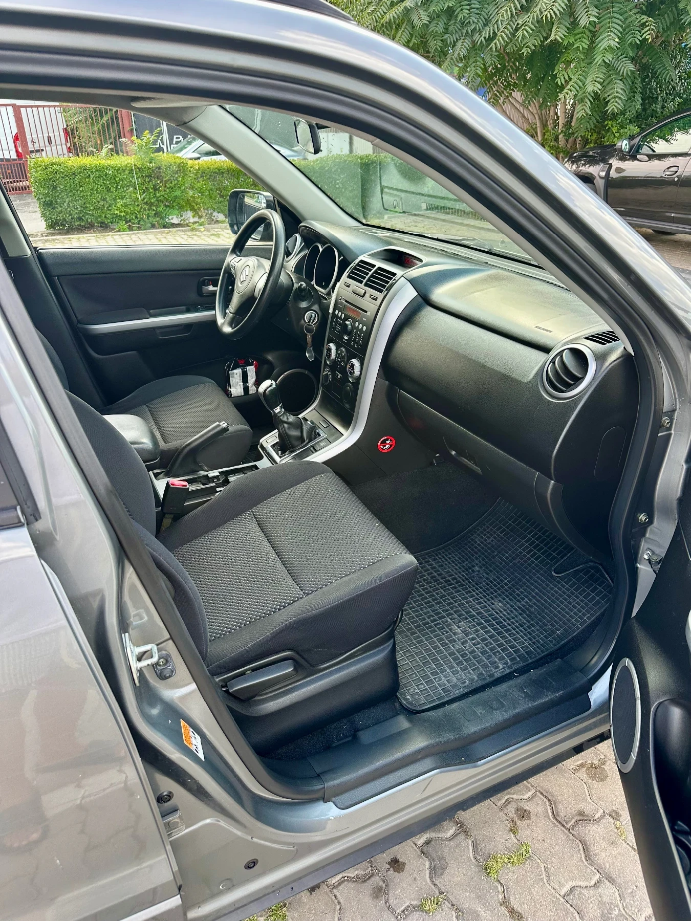 Suzuki Grand vitara, снимка 7 - Автомобили и джипове - 55992583