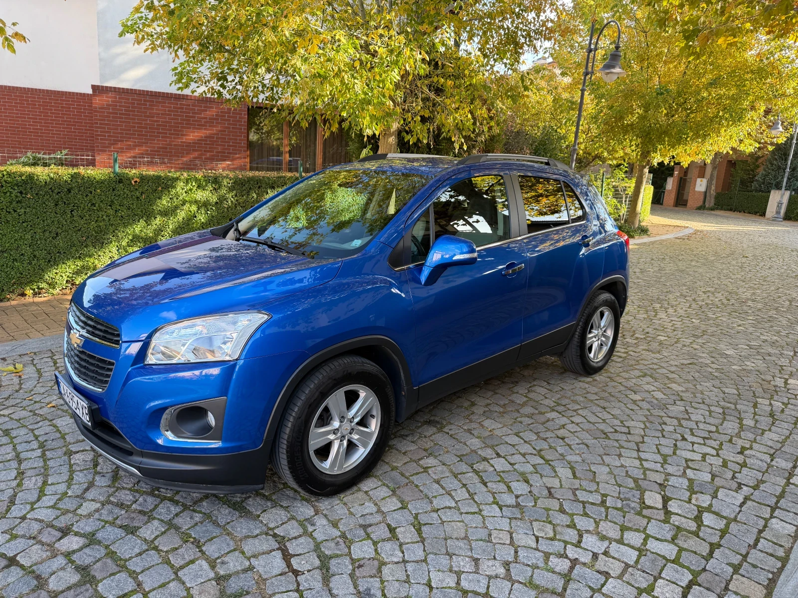 Chevrolet Trax 1.4T AWD, снимка 2 - Автомобили и джипове - 56599440