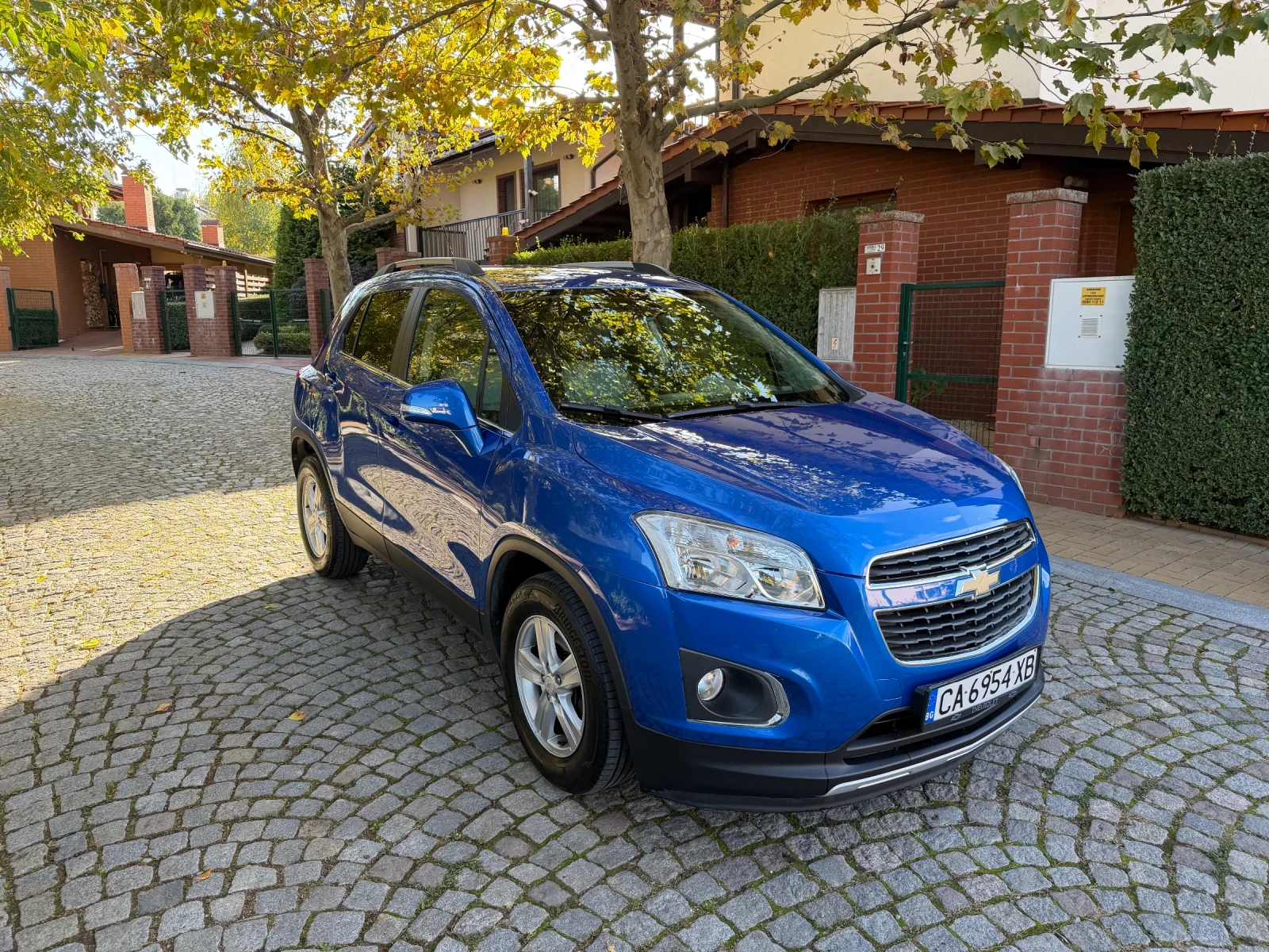Chevrolet Trax 1.4T AWD, снимка 3 - Автомобили и джипове - 56599440