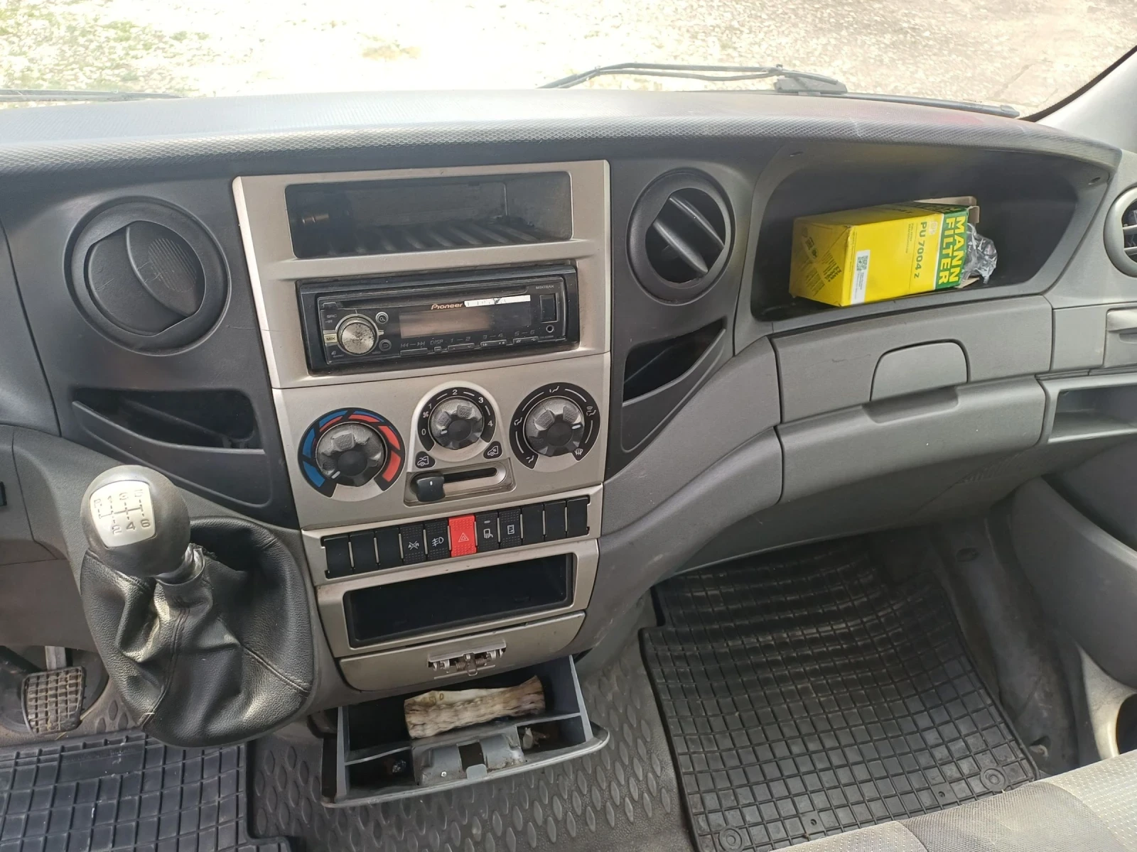 Iveco 35c18 Хладилен, снимка 7 - Бусове и автобуси - 55072018