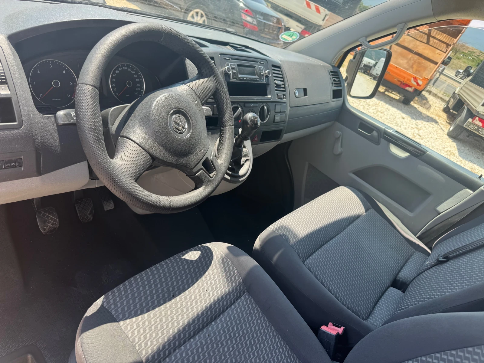 VW Transporter, снимка 9 - Бусове и автобуси - 55248833