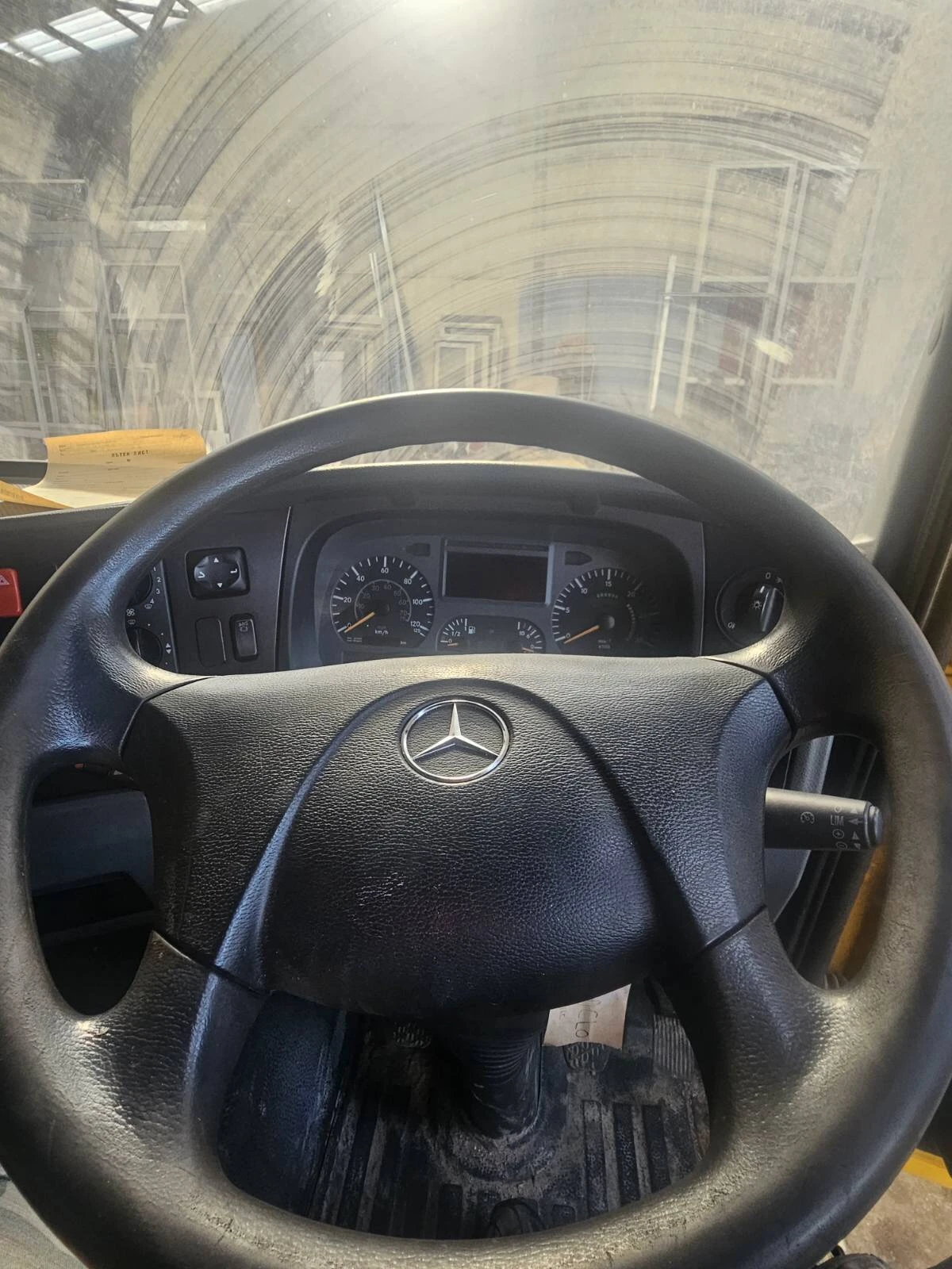 Mercedes-Benz 1824  - изображение 6