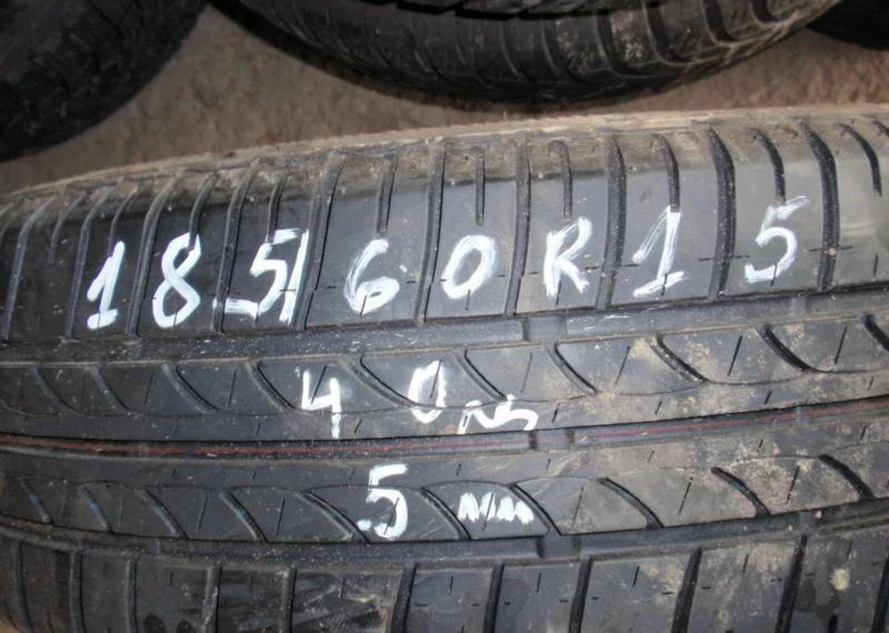 Гуми Летни 185/60R15, снимка 1 - Гуми и джанти - 6127606