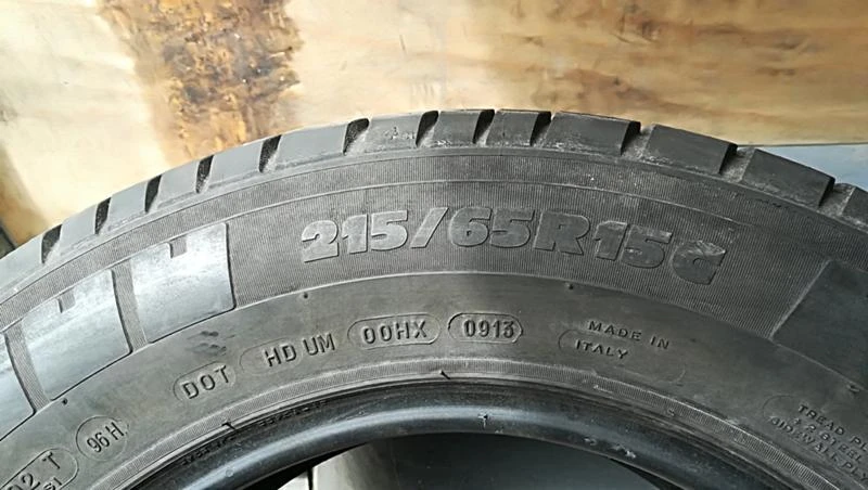 Гуми Летни 215/65R15, снимка 5 - Гуми и джанти - 25308301