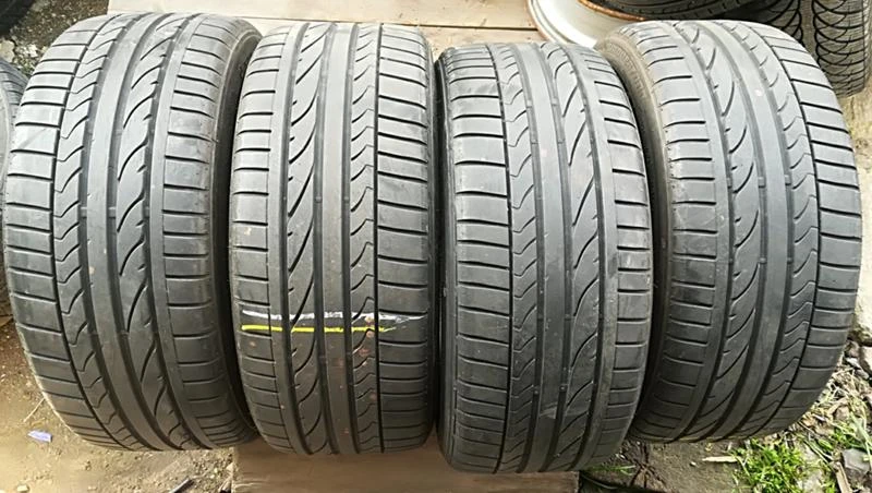 Гуми Летни 215/40R17, снимка 1 - Гуми и джанти - 25327607