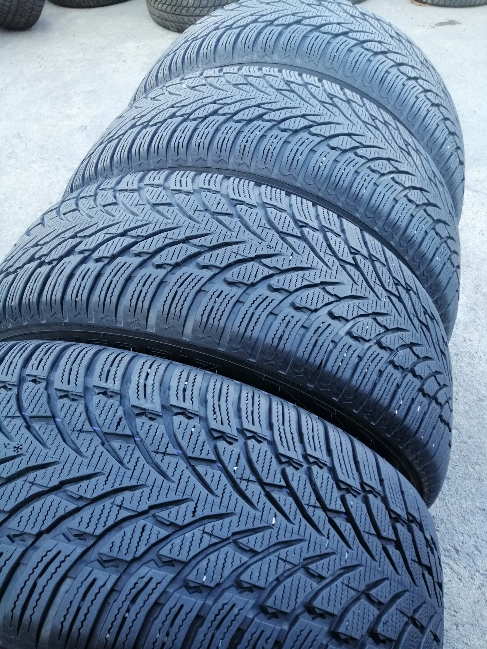  235/60R17 | Mobile.bg   4