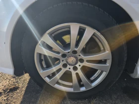 Mercedes-Benz C 220, снимка 11