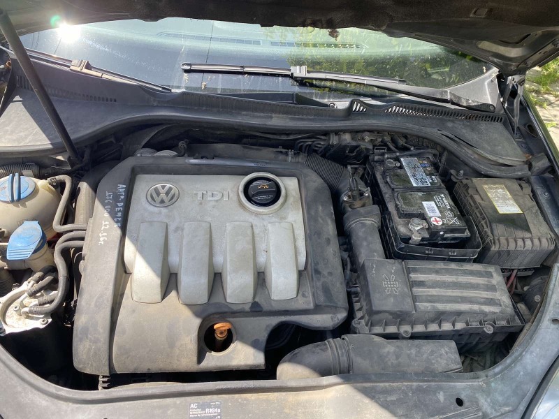 VW Golf 1, 9 TDI DSG за части, снимка 6 - Автомобили и джипове - 45697612