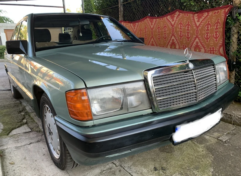 Mercedes-Benz 190 E 2.0, снимка 2 - Автомобили и джипове - 47636533