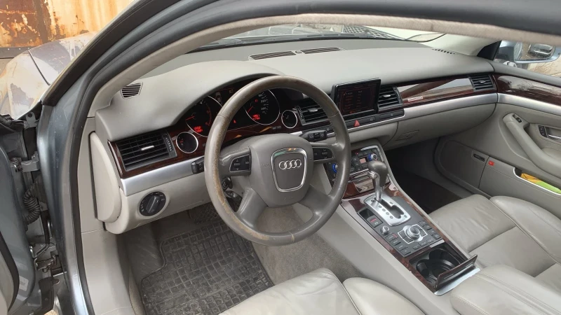 Audi A8 4.2tdi, снимка 8 - Автомобили и джипове - 47668204