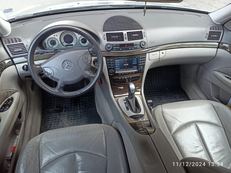 Mercedes-Benz E 270 E270, снимка 6 - Автомобили и джипове - 48311183