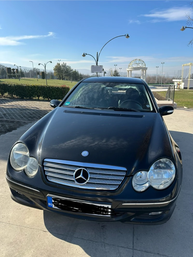 Mercedes-Benz C 180 Kompressor, снимка 1 - Автомобили и джипове - 48828158