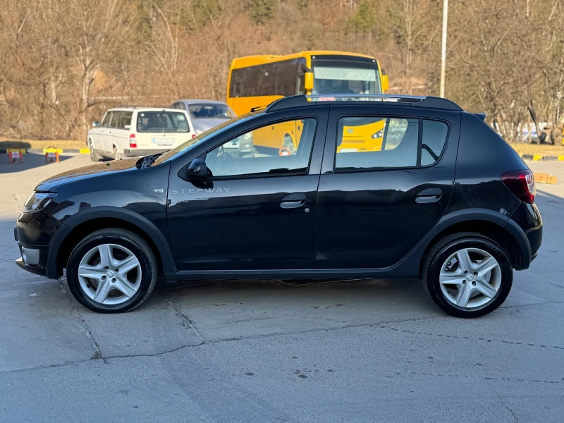 Dacia Sandero 1.5 dCi Stepway , снимка 8 - Автомобили и джипове - 49090751