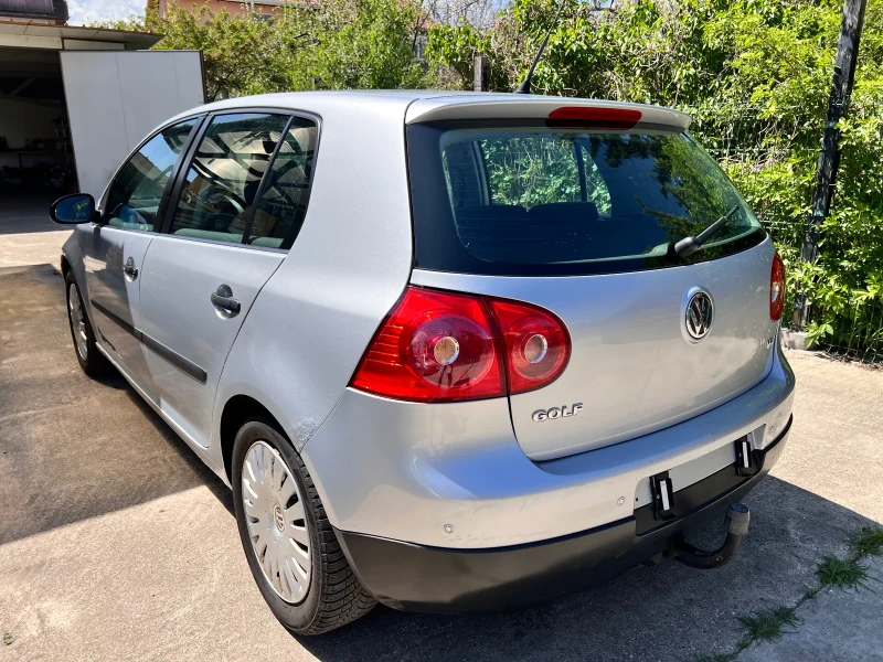 VW Golf 1.6 газ, снимка 2 - Автомобили и джипове - 51162535